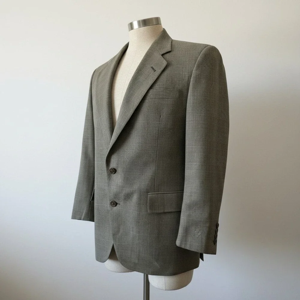 Jos. A. Bank Plaid Blazer Grey Black Check Two Button Sport Coat Regular Fit 42R